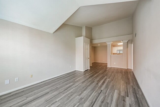 Building Photo - 3231 Allen Pkwy