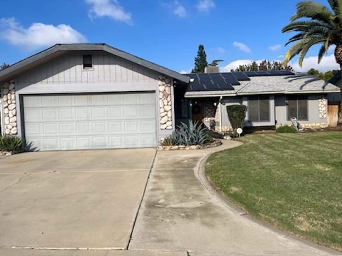 Building Photo - Tulare Home for Rent coming soon!