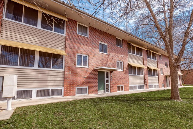 Foto del edificio - 2504 N 56th St