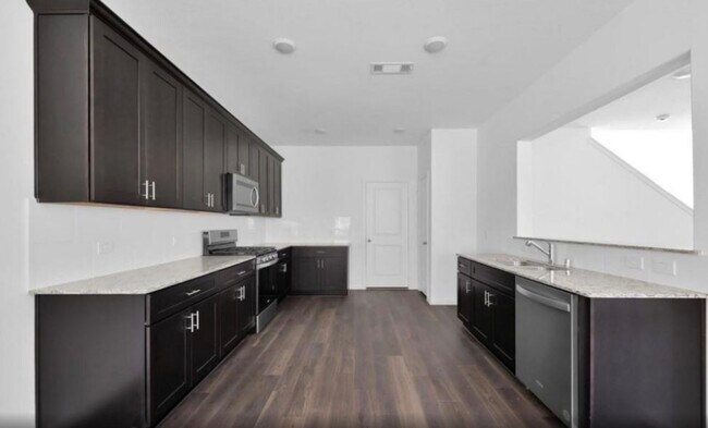 Foto del edificio - 10573 Pineland Dr