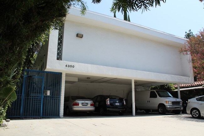 Foto del edificio - 4350 Colfax