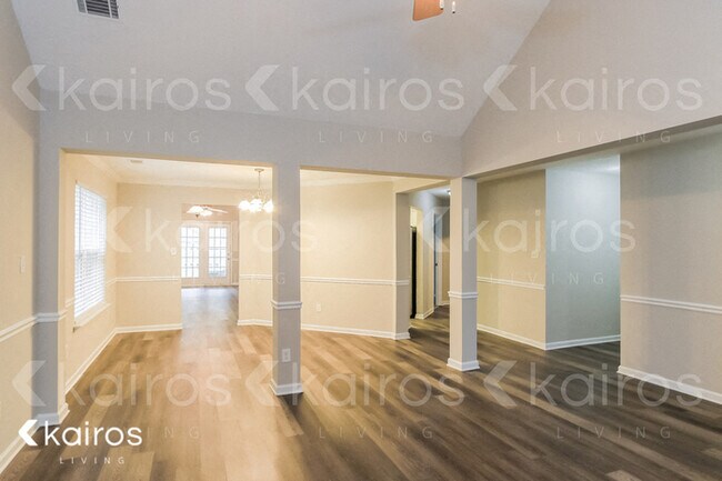 Foto del edificio - 7647 Pleasantville Way