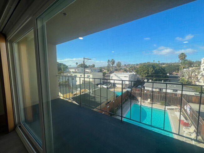 Building Photo - ***$1000 Move In special*** Newly Renovate...