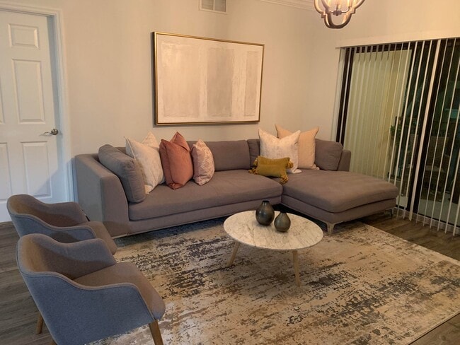 Photo - 4903 Midtown Ln Apartment