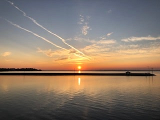 Foto del edificio - 126 Breakers Ln