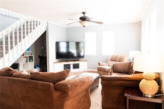 Building Photo - 5013 Riverside Dr