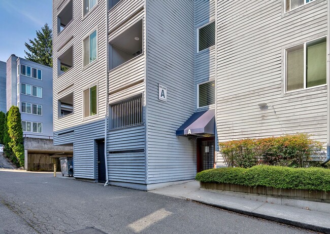 2 bed 1.75 bath Apartment in Seattle - 2 bed 1.75 bath Apartment in Seattle