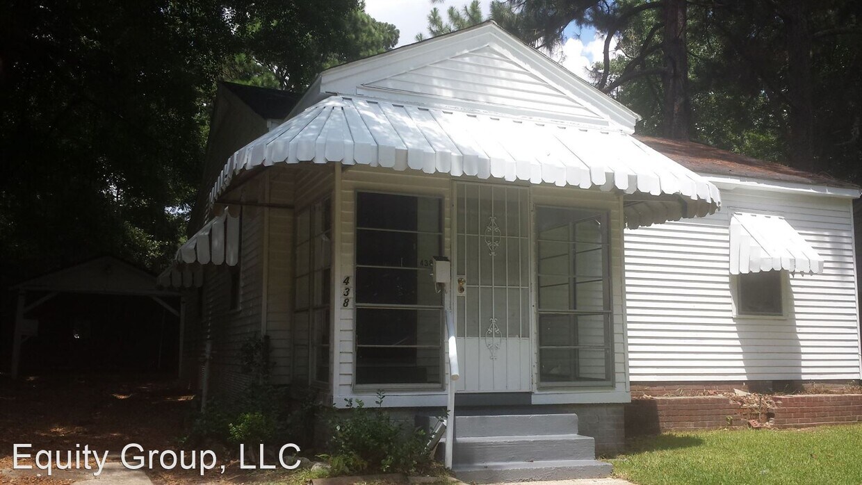 3 br, 2 bath House 438 Rockdale Dr. House Rental in Jackson, MS