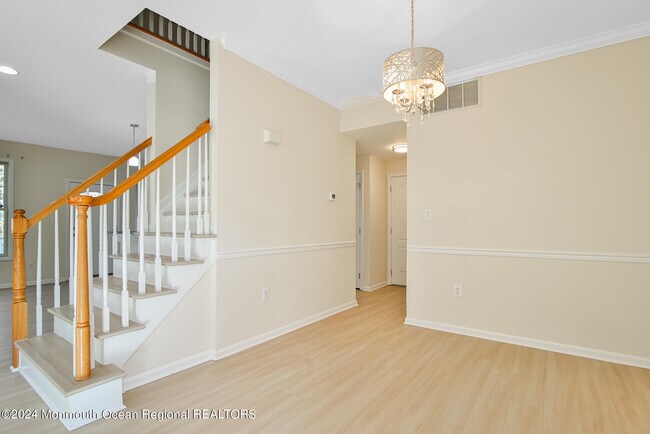 Building Photo - 4 Timber Grove Ct