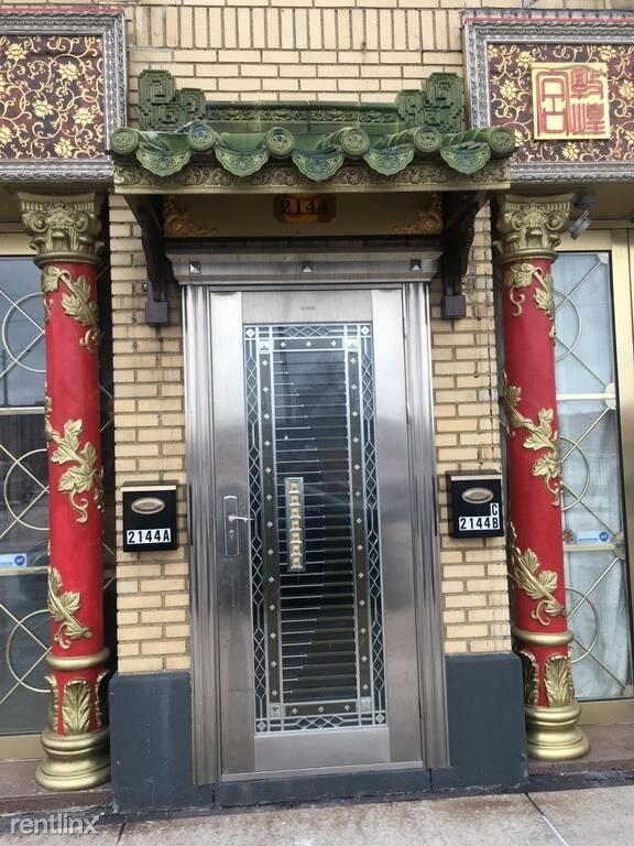 Foto del edificio - 2144 Rockwell Ave