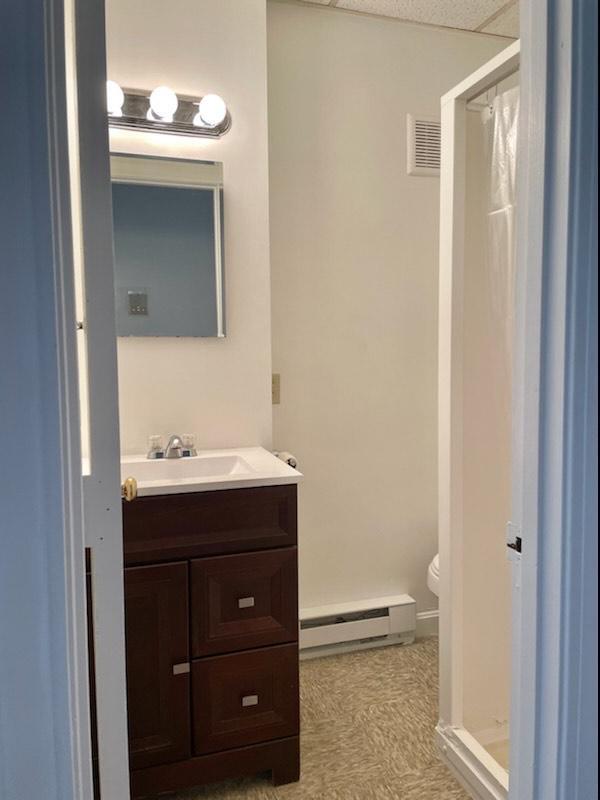 Building Photo - 854 Beacon St