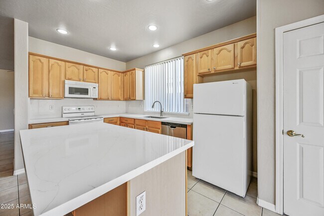 Foto del edificio - 14486 W Clarendon Ave