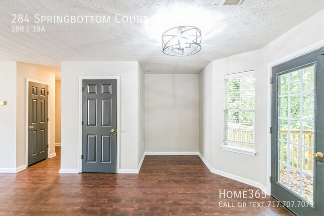 Foto del edificio - Spacious 3 Bed, 3 Bath Gem in Lawrencevill...