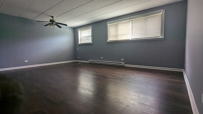 Building Photo - 6418 S Saint Lawrence Ave