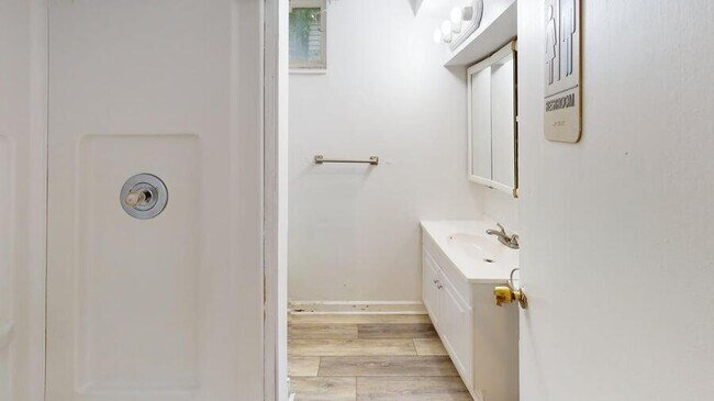 Foto del edificio - 801 E Ann-801ANN