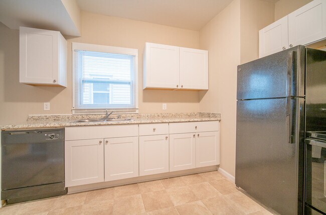 Foto del edificio - 1001 S 72nd St