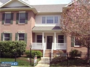 Building Photo - 178 Windgate Dr