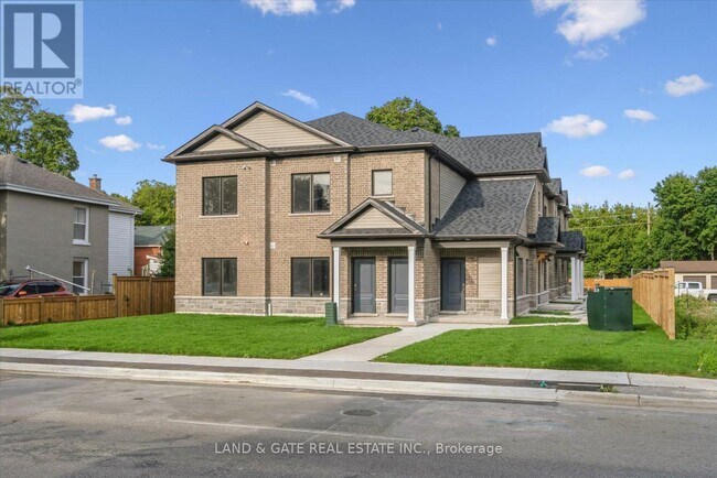 Photo du bâtiment - 223 Albert St