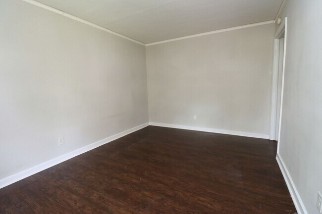 Building Photo - 1402 Dreher Street
