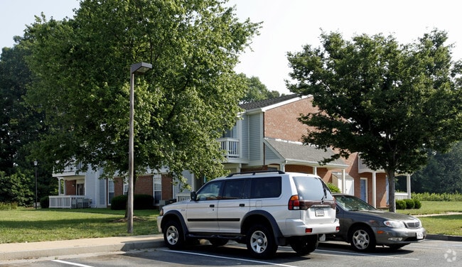 Building Photo - Wellington Place