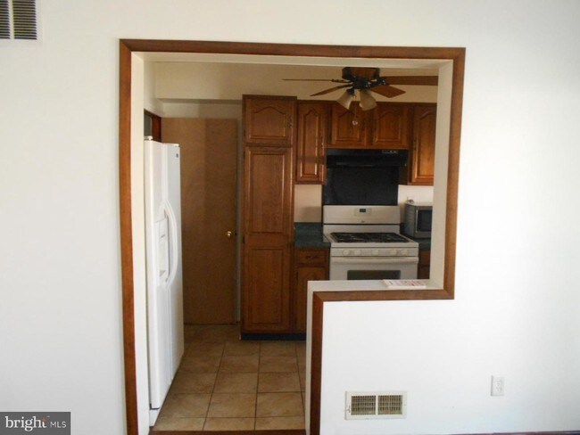 Building Photo - 614 Norris Ln