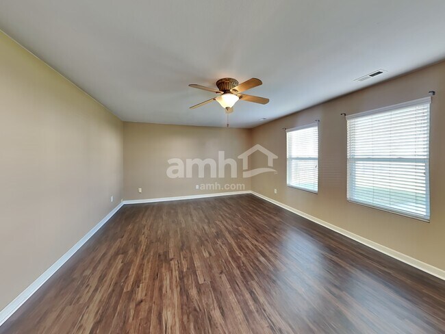 Building Photo - 1836 Meadow Crossing Drive
