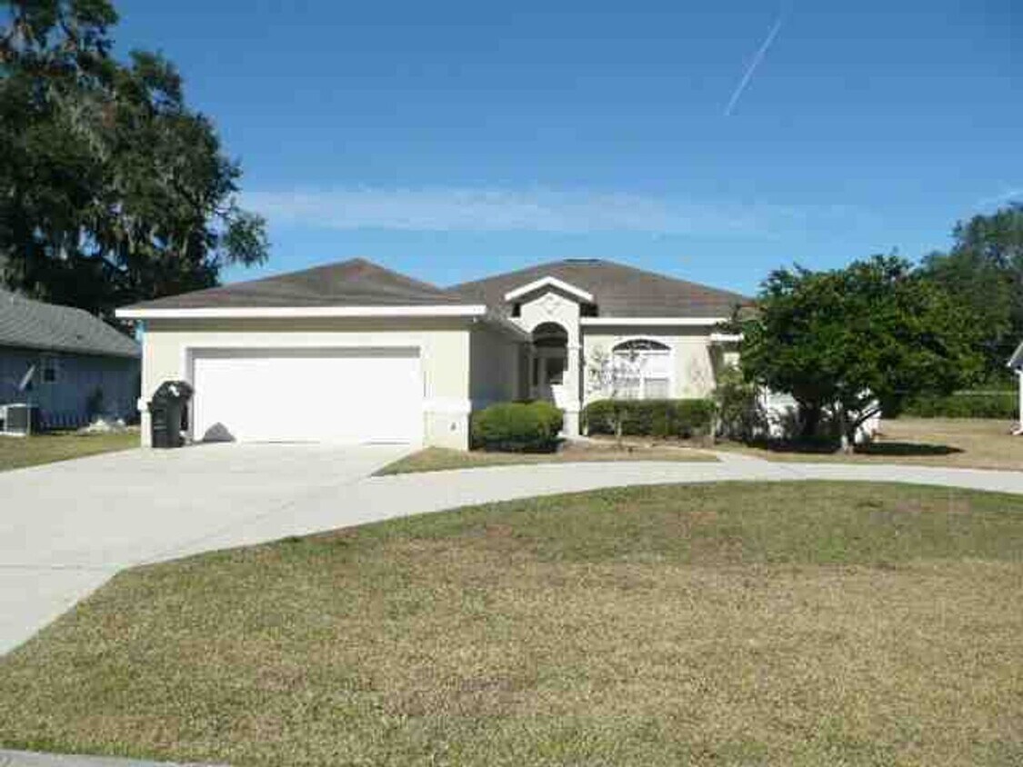 Foto del edificio - IDYLWILD LANE- 4 Bed/4.5 Bath Single Family home