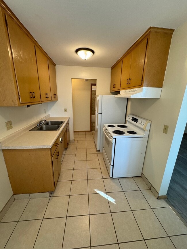 Building Photo - 1161 St Clair Ave