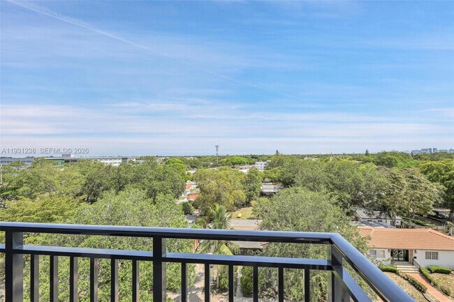 Building Photo - 840 NE 130th St