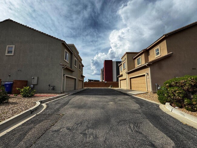Foto del edificio - 11019 Marina Gate Trail NE