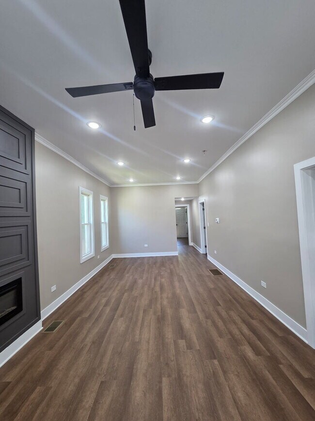Foto del edificio - 2955 E 80th Pl