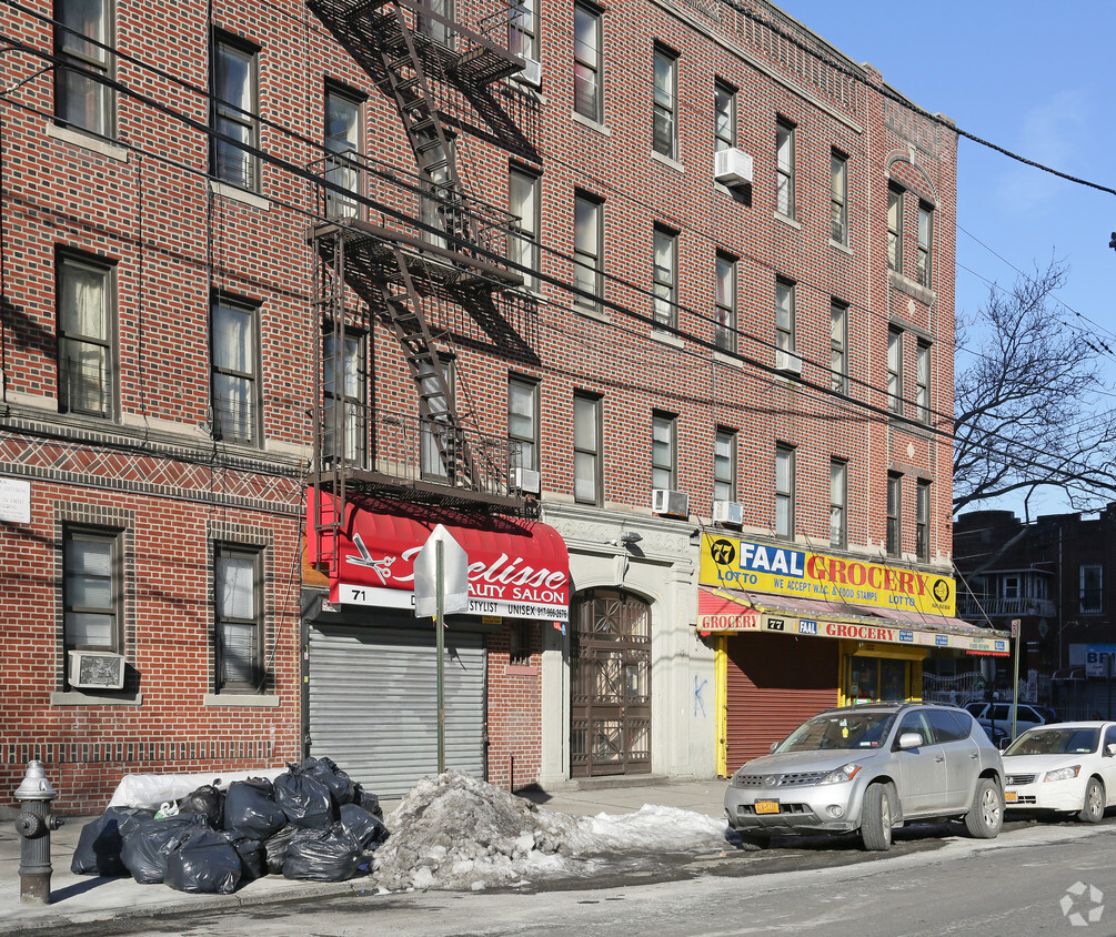 Foto del edificio - 71-77 Hegeman Ave