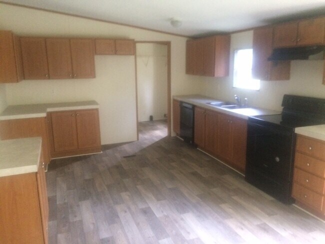 Foto del edificio - 170 Cypress Ave