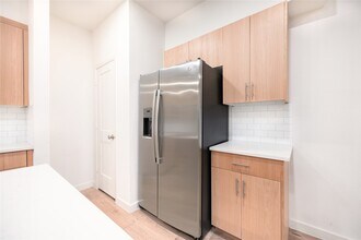 Building Photo - 2521 Appian Wy