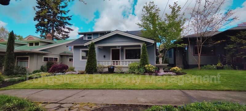 Foto principal - 4349 NE Glisan St