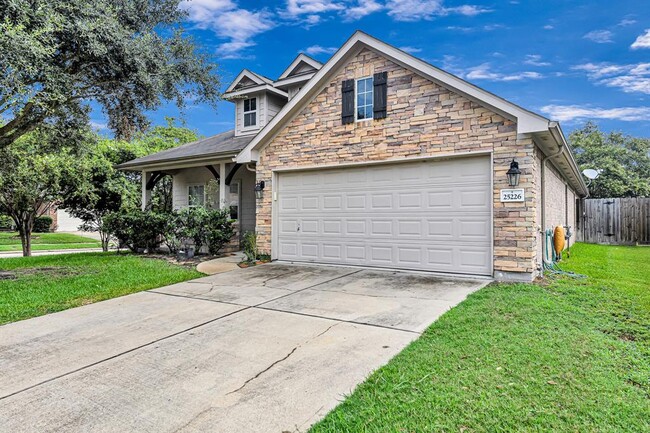 Building Photo - 25226 Bluma Ranch Dr
