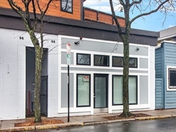 Building Photo - 96 Cross St