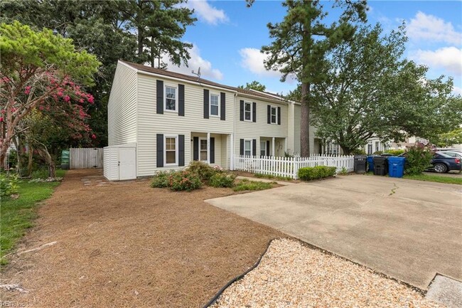 Building Photo - 337 Hutton Cir