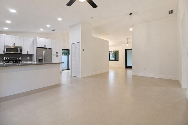 Foto del edificio - 10088 SW 143rd Ct