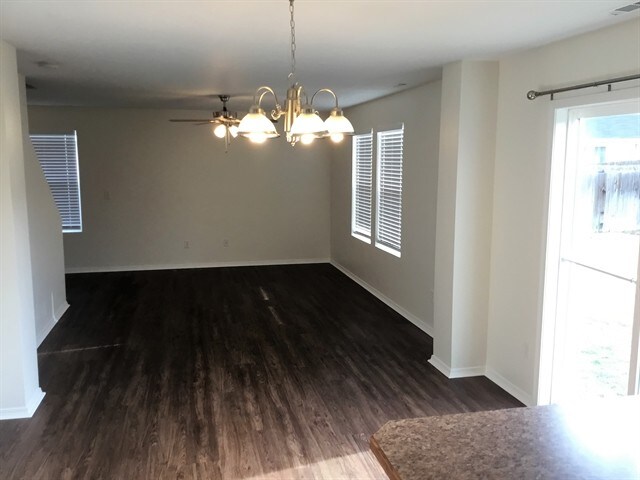 Foto del edificio - 9647 W Touchstone Dr