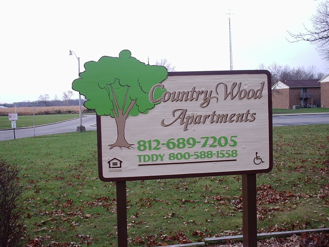 Primary Photo - 745 Ashwood Dr