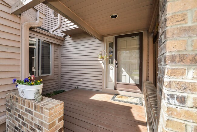 Building Photo - 5432 Parkgrove Rd