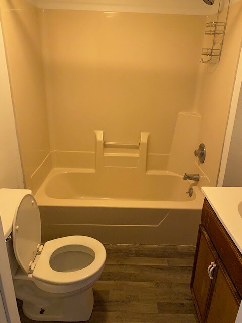Foto del edificio - 1315 E 5th St
