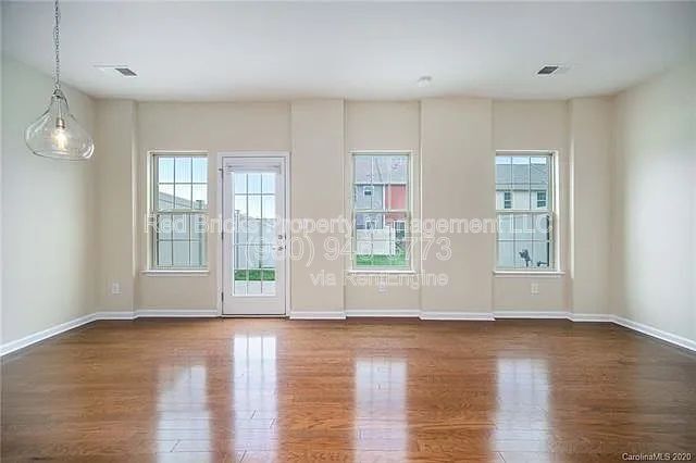 Foto del edificio - 11126 J. C. Murray Dr NW