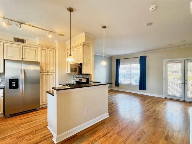 Foto del edificio - 312 Carlyle Park Dr