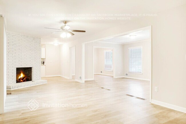 Foto del edificio - 3610 Warbler Dr