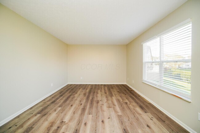 Foto del edificio - 3131 Ambarwent Rd