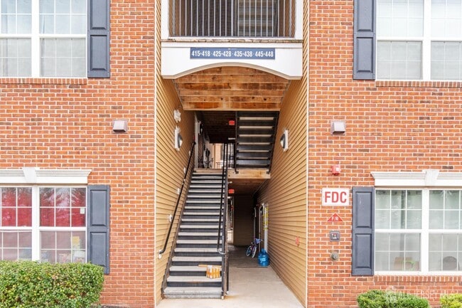 Building Photo - 427 Micali Way