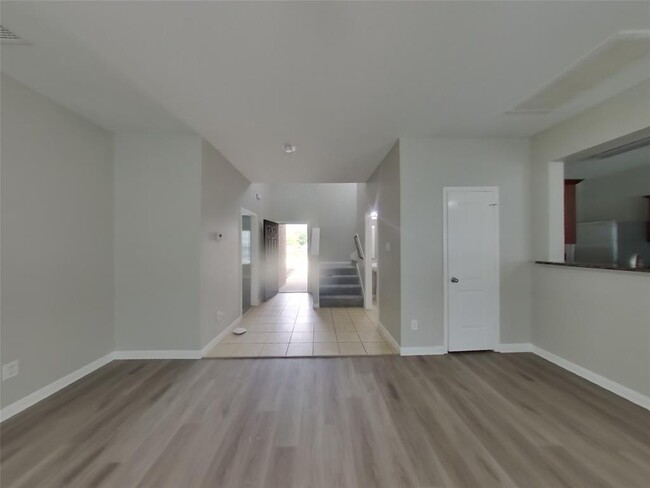 Building Photo - 20526 Freedom River Dr