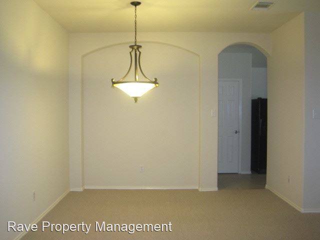 Building Photo - 3 br, 2 bath House - 105 Bluebonnet Trail